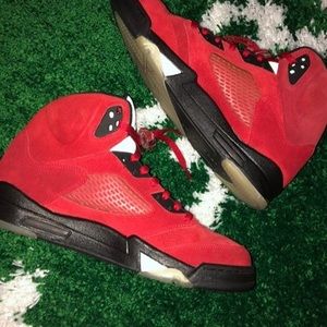 Jorda 5 Raging bulls size 11 used